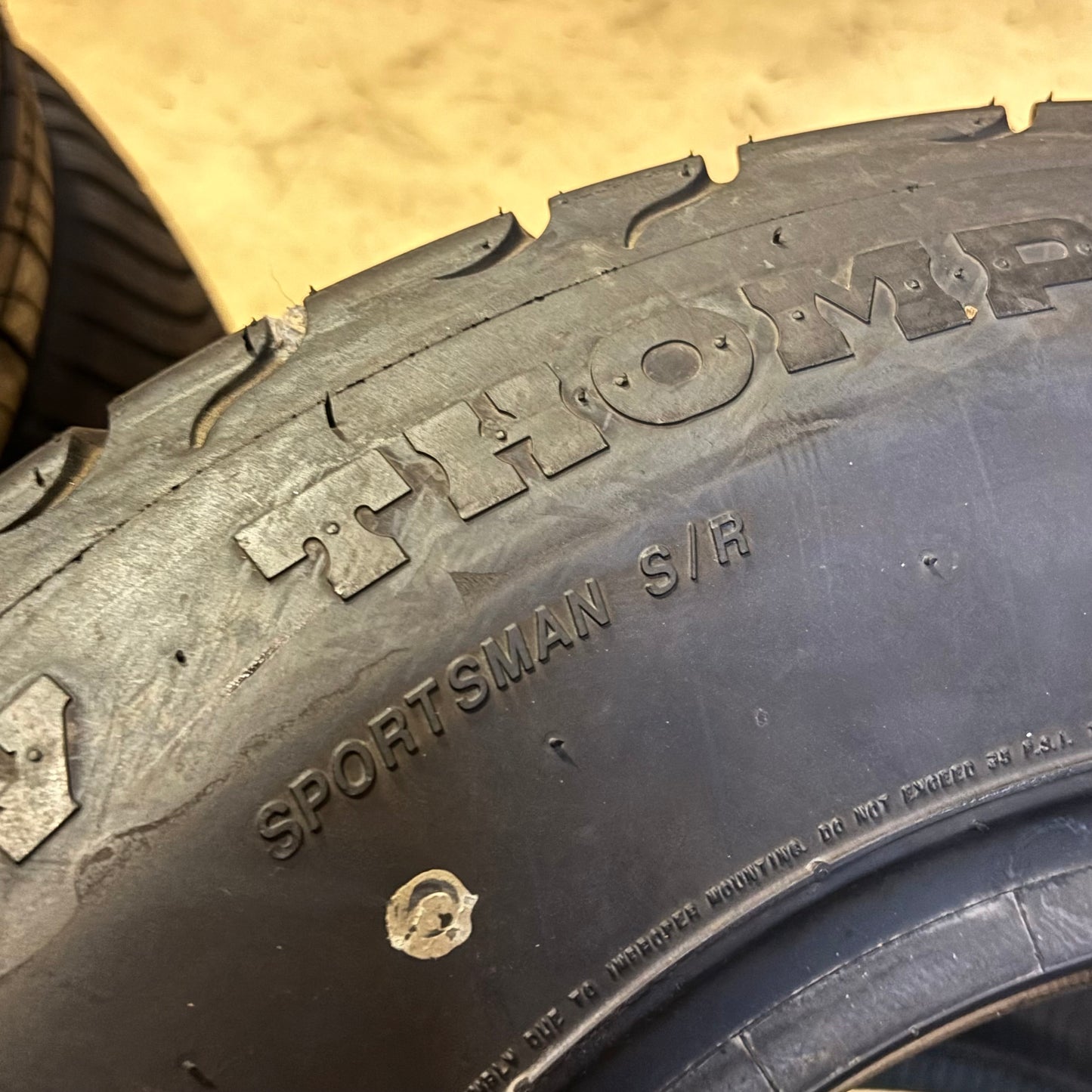 MICKEY THOMPSON SPORTSMAN S/R BSW LT 29 18 15 94H 4PLY RACING TIRE 321066004