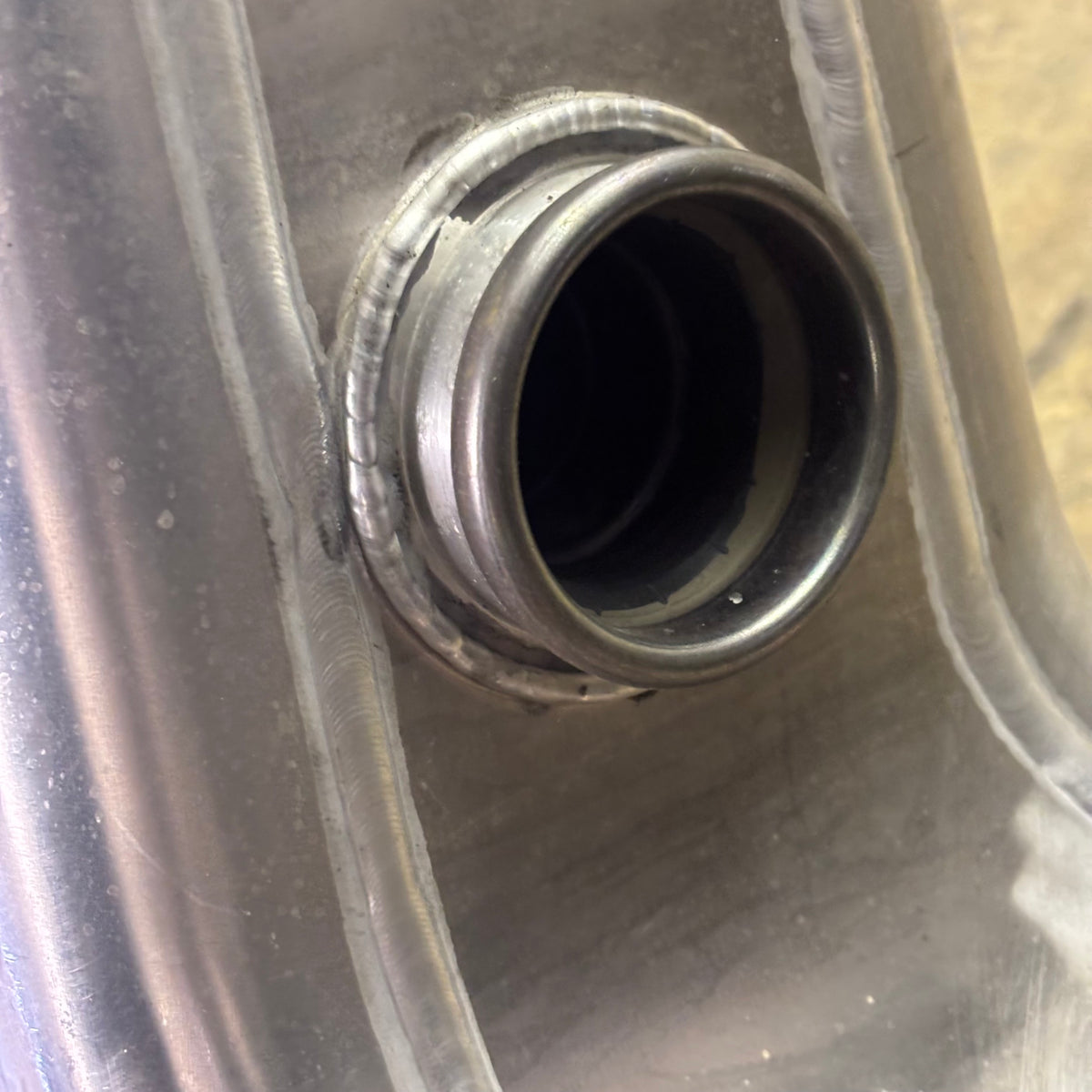 USED FUEL TANK 04-06 PORSCHE CARRERA GT 980 201 013 04