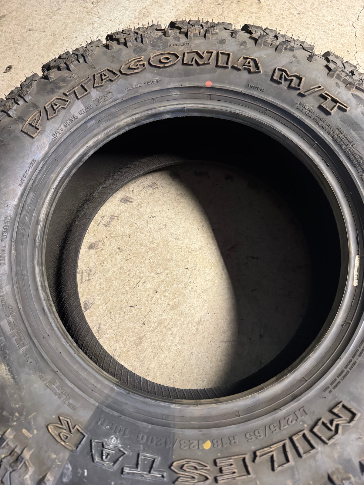 2 NOS MILESTAR PATAGONIA M/T BSW LT 275 65 18 123/120Q 10PLY MUD TERRAIN TIRE 22772501