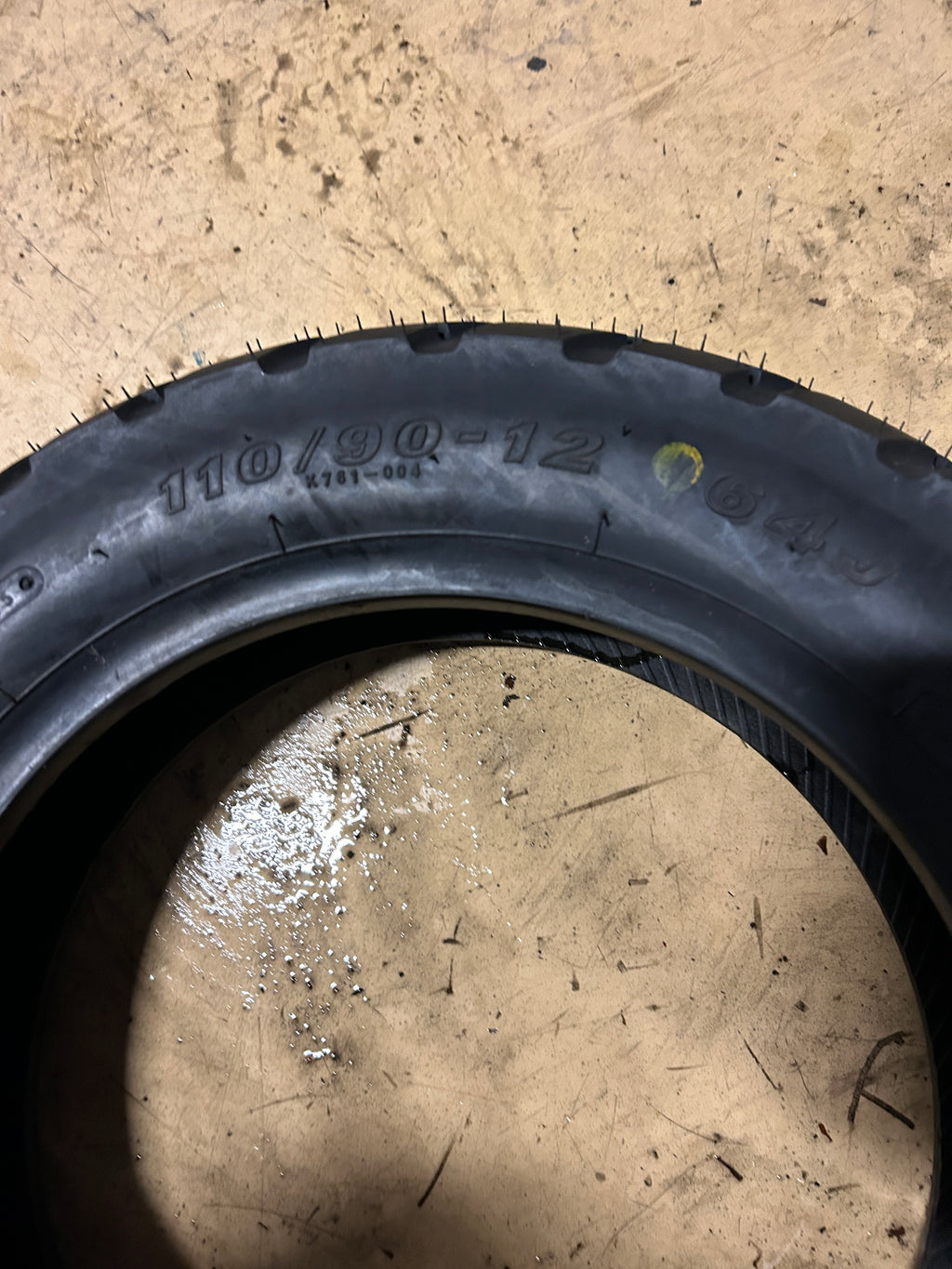 KENDA K761 BSW 110 90 12 64J DUAL SCOOTER TIRE 43291016B1