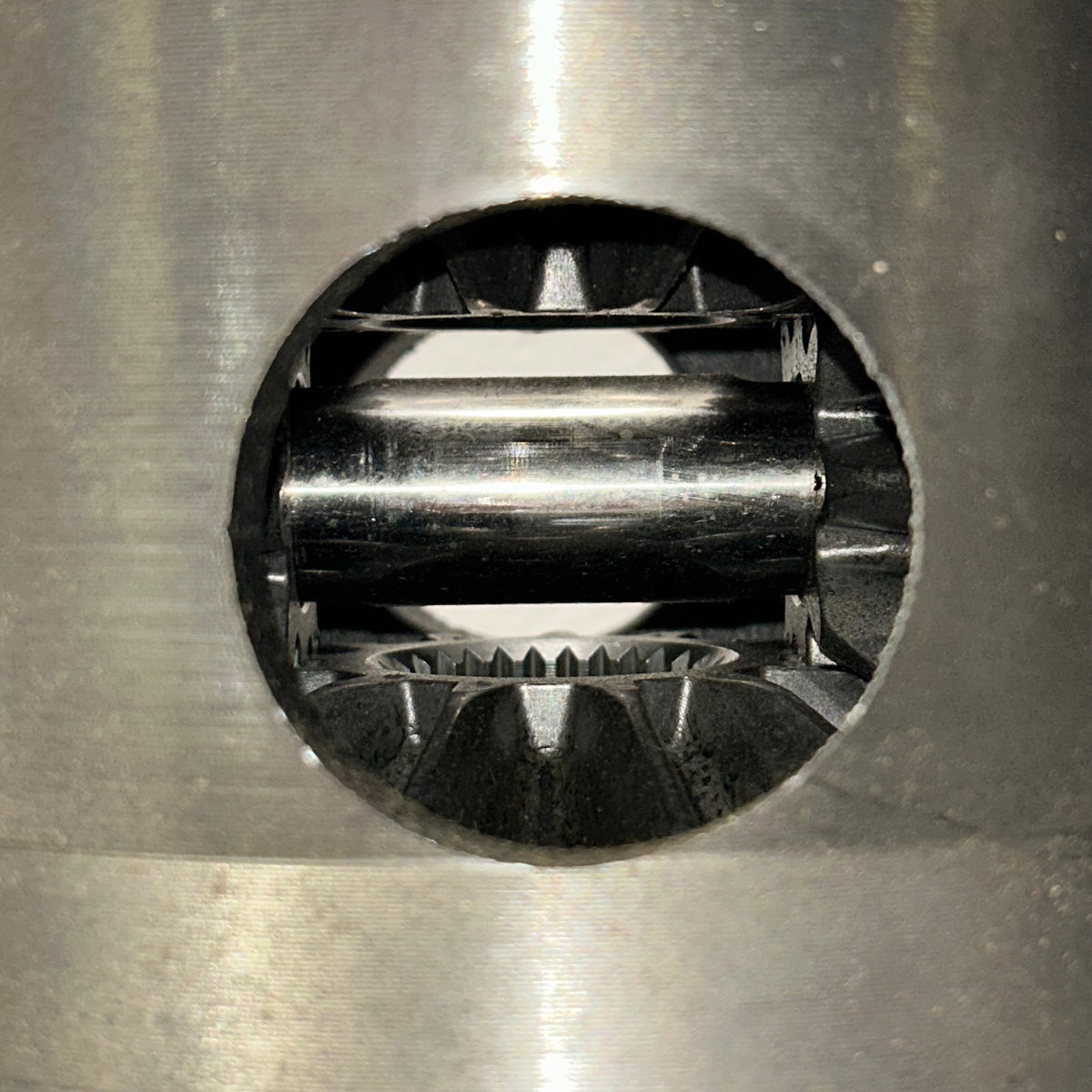 AAM 2019+ DODGE RAM 3500 30-SPILINE LIMITED SLIP REAR DIFFERENTIAL