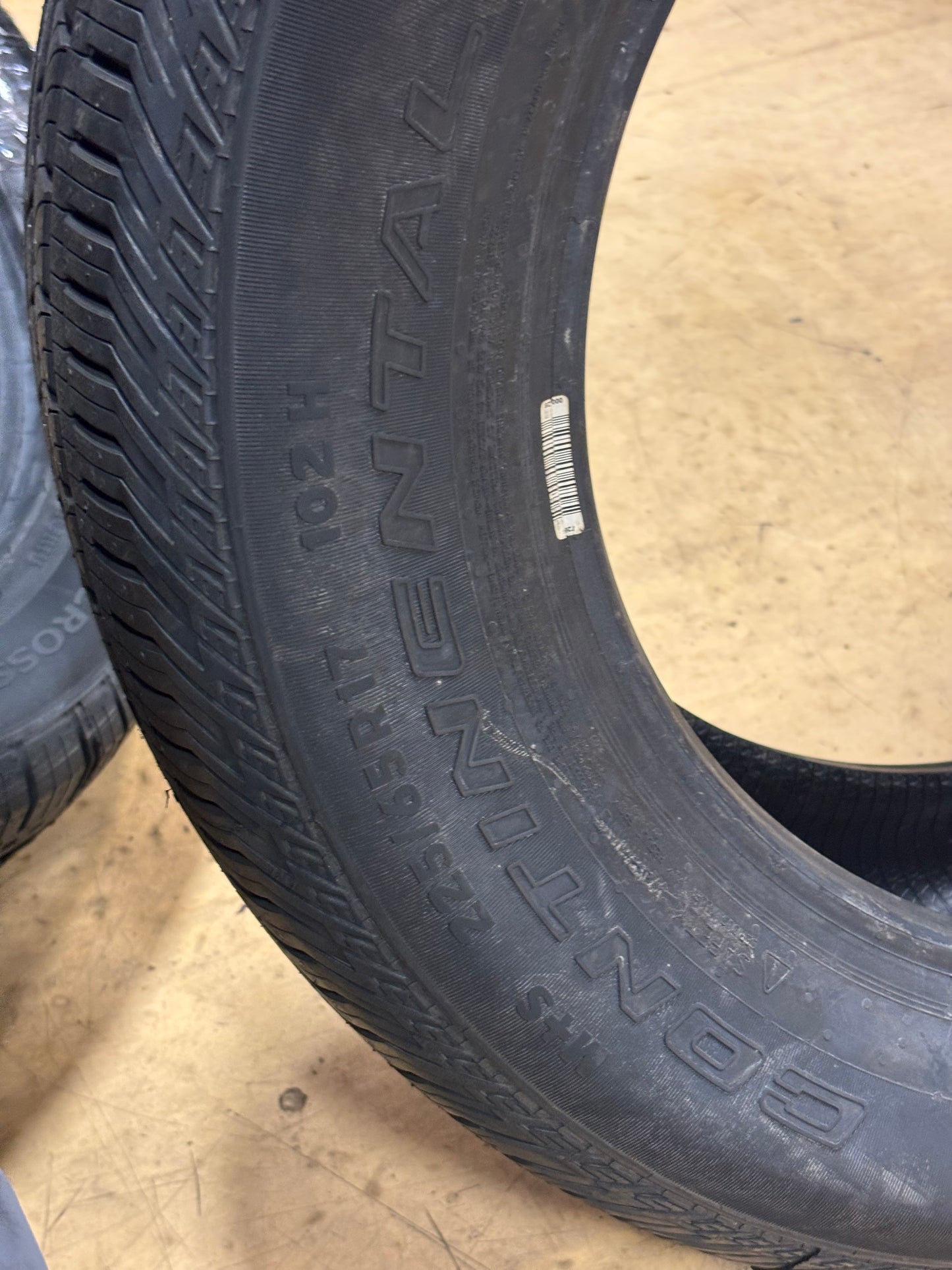 CONTINENTAL CROSSCONTACT LX SPORT P 225 65 16 102H SL ALL SEASON TIRE 03544180000