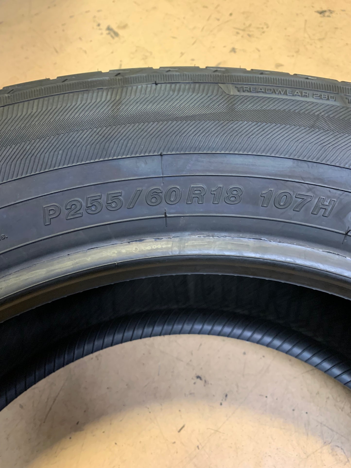 YOKOHAMA GEOLANDAR H/T G056 BSW P 255 60 18 107H HIGHWAY TERRAIN TIRE 110193258