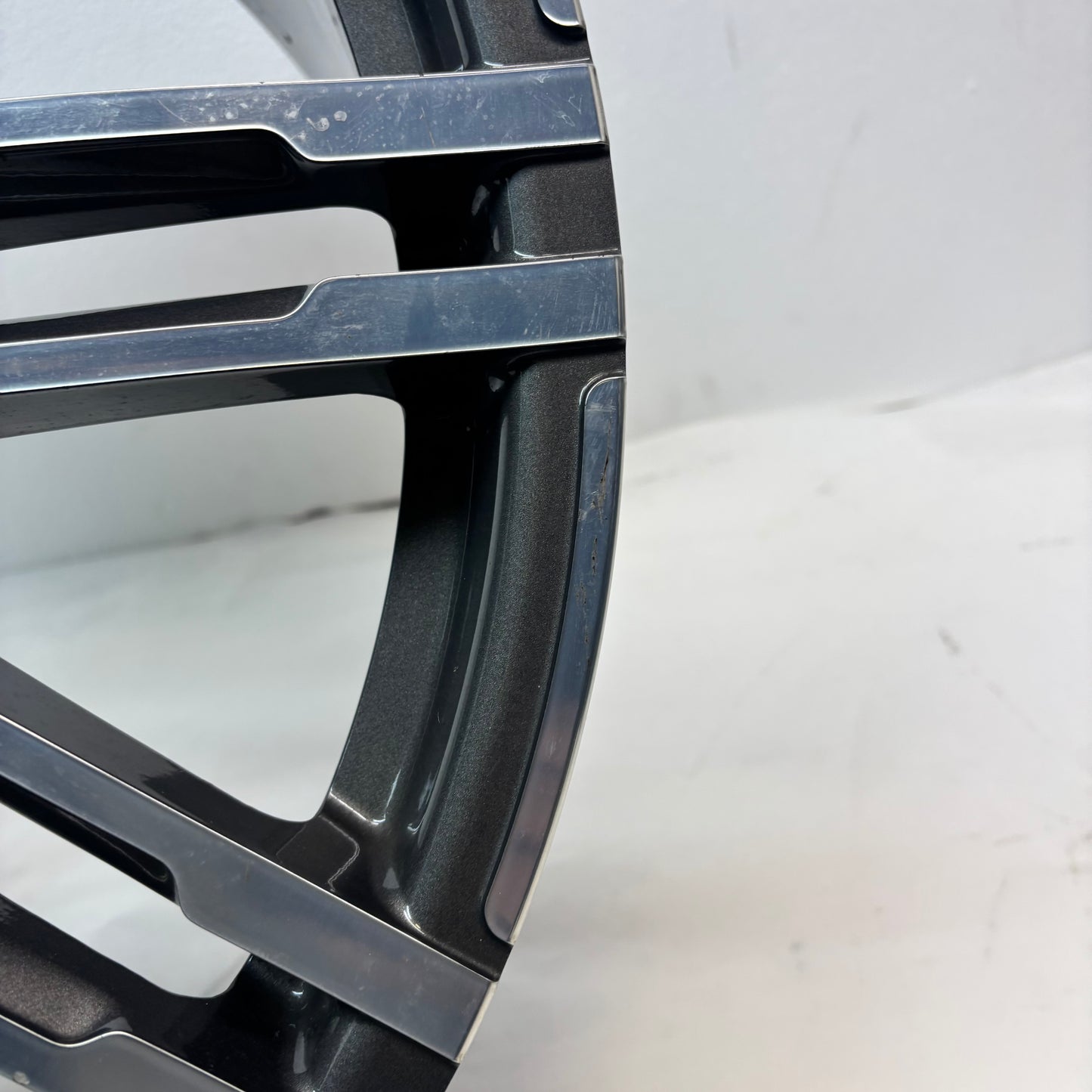 GENUINE PORSCHE MACAN 21 INCH STAGGERED SET F:21X9 ET26 R:21X10 ET26 WHEELS