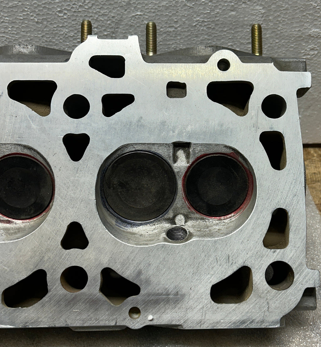 PORSCHE 928 S2 4.7L V8 CYLINDER HEAD MISSING PARTS 9281043483R