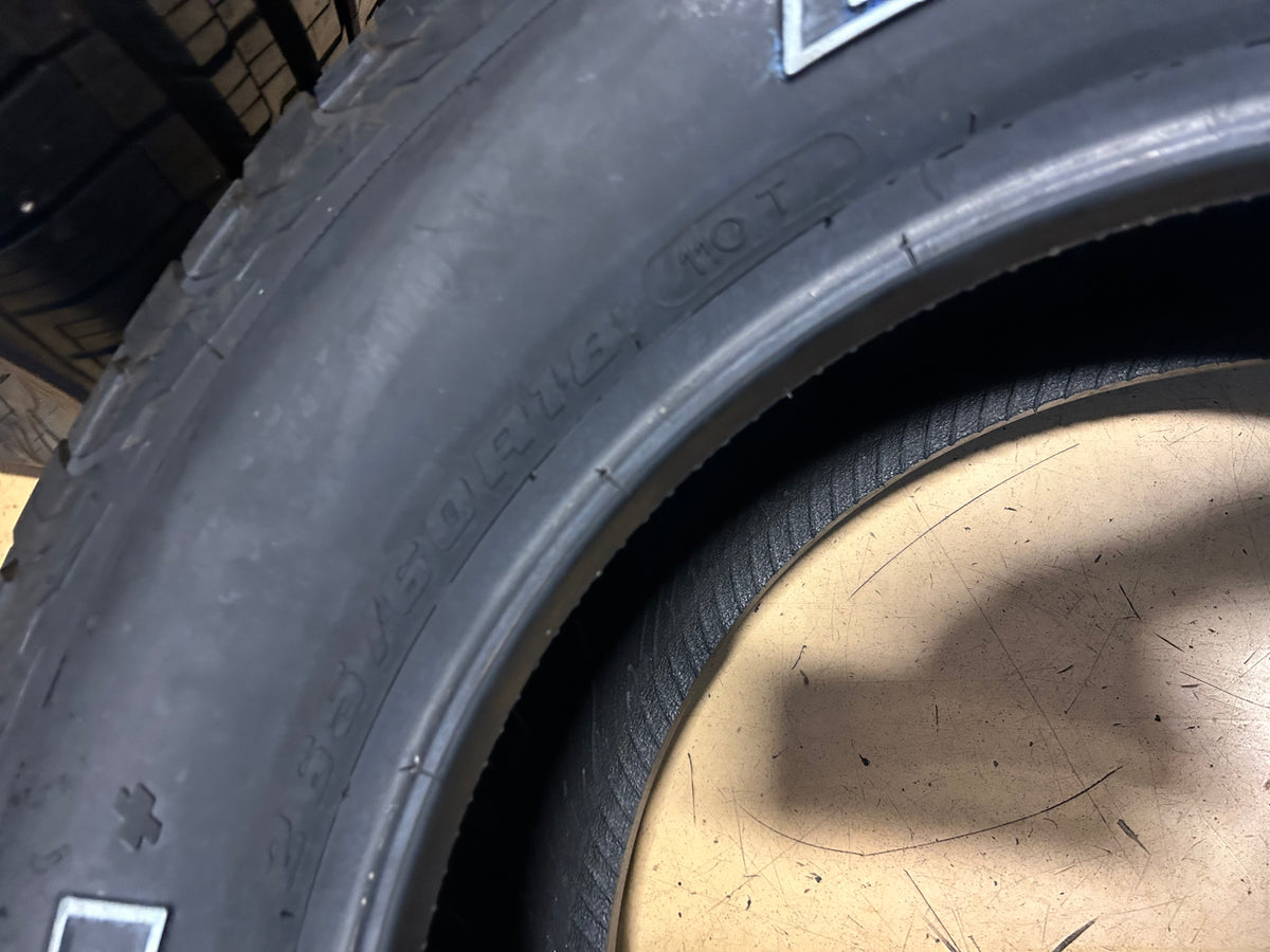 BFGOODRICH TRAIL-TERRAIN T/A PLUS OWL P 265 60 18 110T  ALL TERRAIN TIRE 48742