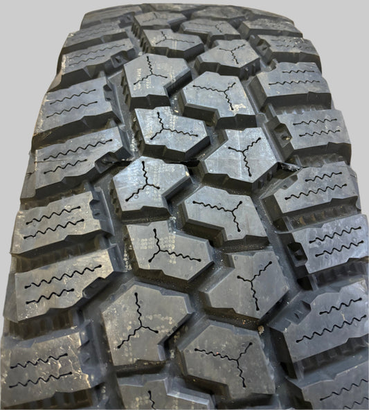 COOPER DISCOVERER RUGGED TREK LT 37 12.5 17124Q LRD 8PLY ROUGH TERRAIN TIRE 170213007