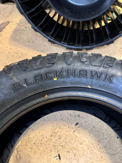 BLACKHAWK RIDGECRAWLER R/T BSW LT 305 55 20 125/122Q 12PLY RUGGED TERRAIN TIRE 1600461K