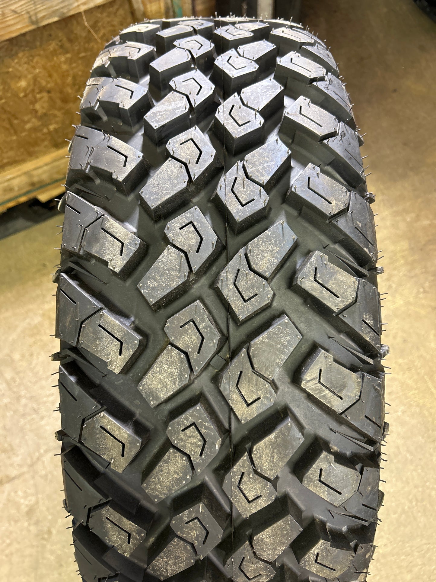 NOS EFX MOTO-HAMMER BSW  33 10.00 18 67M 8PLY ATV/UTV TIRE MH331018