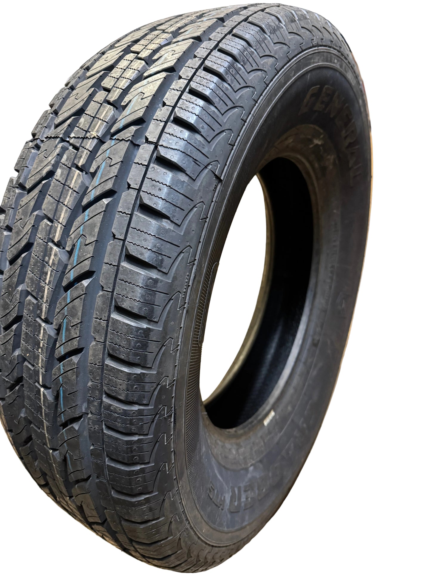GENERAL GRABBER HTS BSW P 265 70 18 116S ALL SEASON TIRE 04492880000
