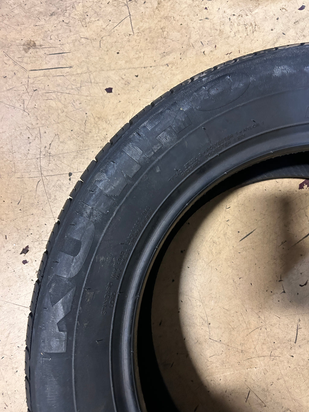 KUMHO SOLUS KH16 BSW P 205 60 16 91H ALL SEASON TIRE 1745613