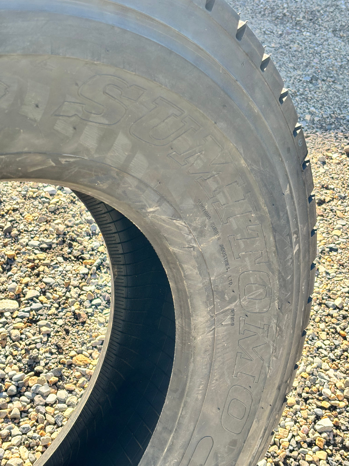 SUMITOMO ST528 11 24.5 149/146K 16PLY LRH ALL POSITION TIRE 5532059