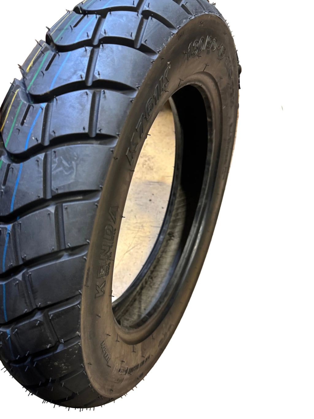 KENDA K761K BSW  130 90 16 73H REAR MOTORCYCLE TIRE 046711614C1