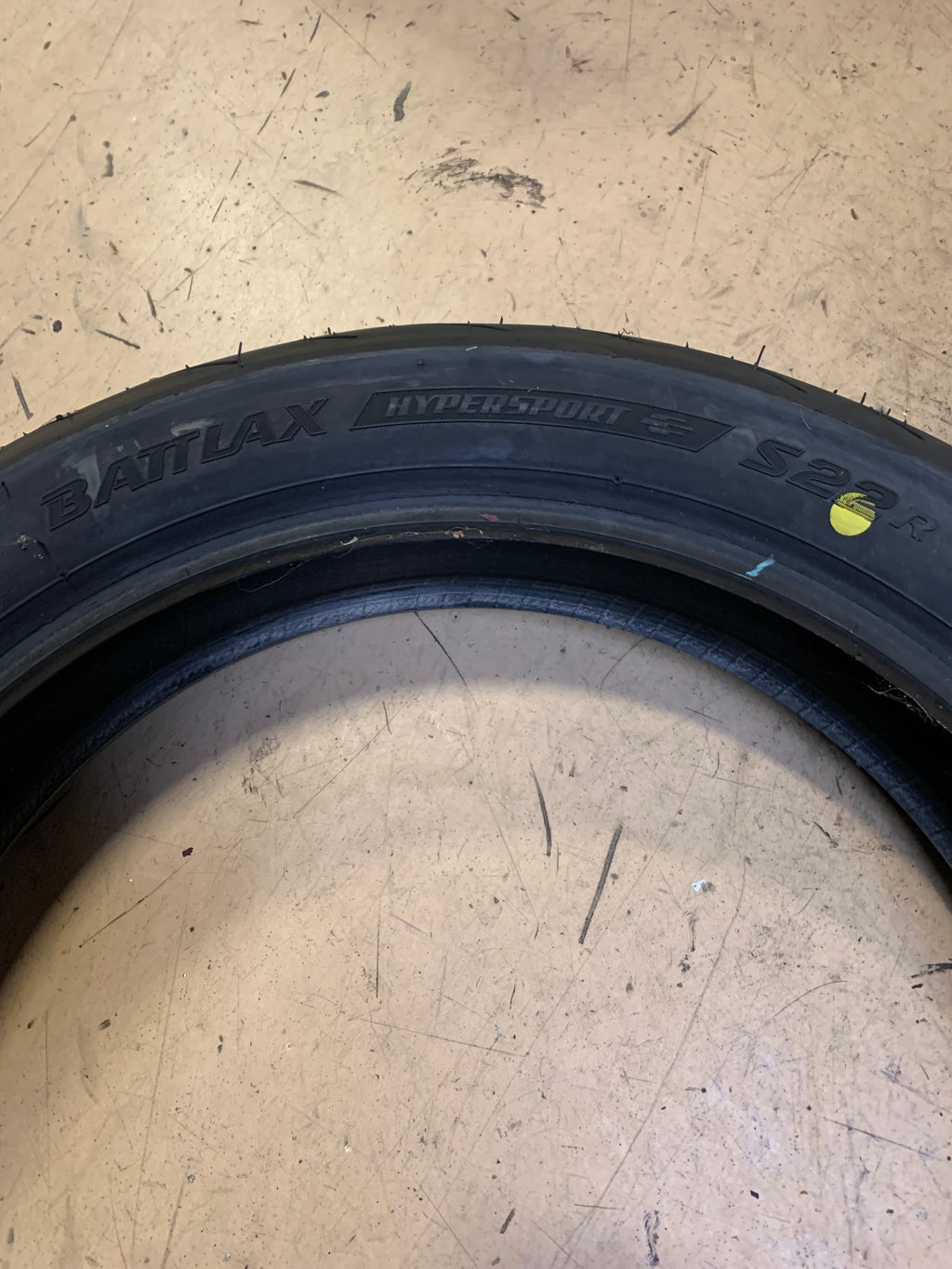BRIDGESTONE BATTLAX HYPERSPORT S22 BSW 140 70 17 66H REAR MOTORCYCLE TIRE 11679