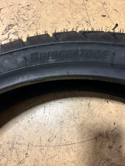 BRIDGESTONE BATTLAX AT41 BSW 120 70 19 60V FRONT MOTORCYCLE TIRE 13725