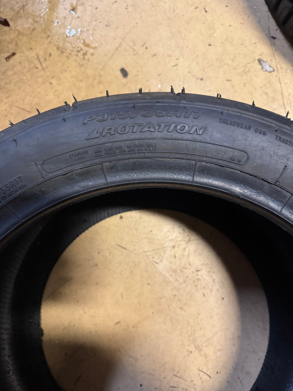 MICKEY THOMPSON ET STREET S/S BSW P 315 35 17 DRAG RACING TIRE TIRE 255607