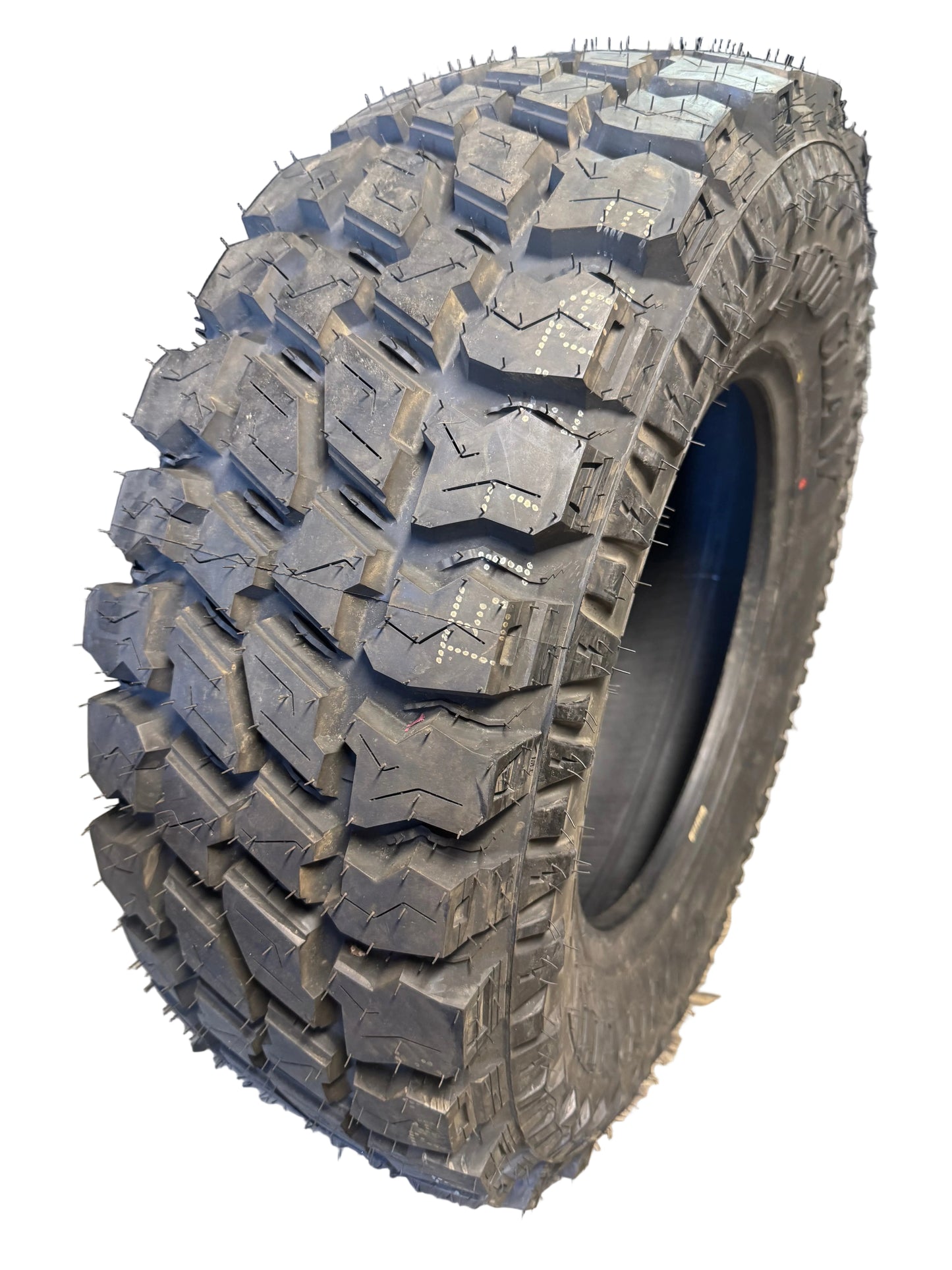 NOS MUD CLAW COMP MTX BSW LT 285 70 17 121/118Q 10PLY MUD TERRAIN TIRE MTX83