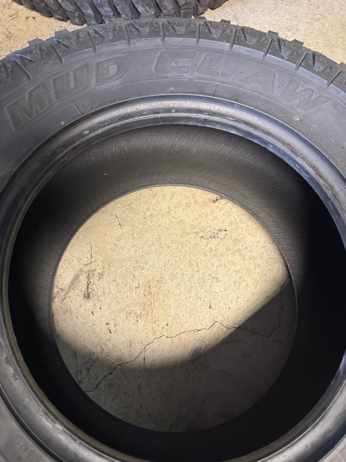 NOS MUD CLAW EXTREME MT BSW LT 33 12.5 17 114Q 8PLY MUD TERRAIN TIRE MCX93