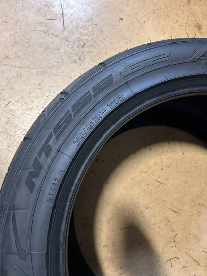 NITTO NT555 G2 BSW P 285 40 18 105W XL UHP TIRE 211330