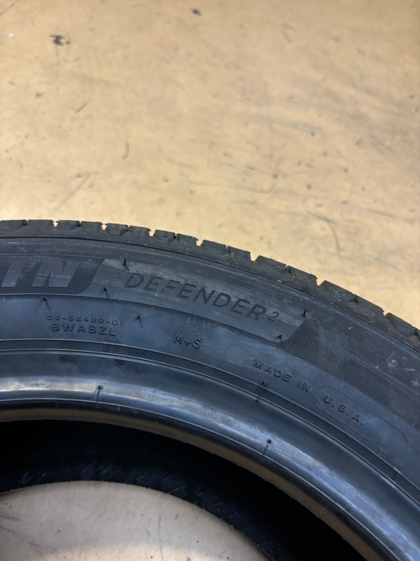 4 MICHELIN DEFENDER2 BSW P 205 55 16 91H ALL SEASON TIRE 07259