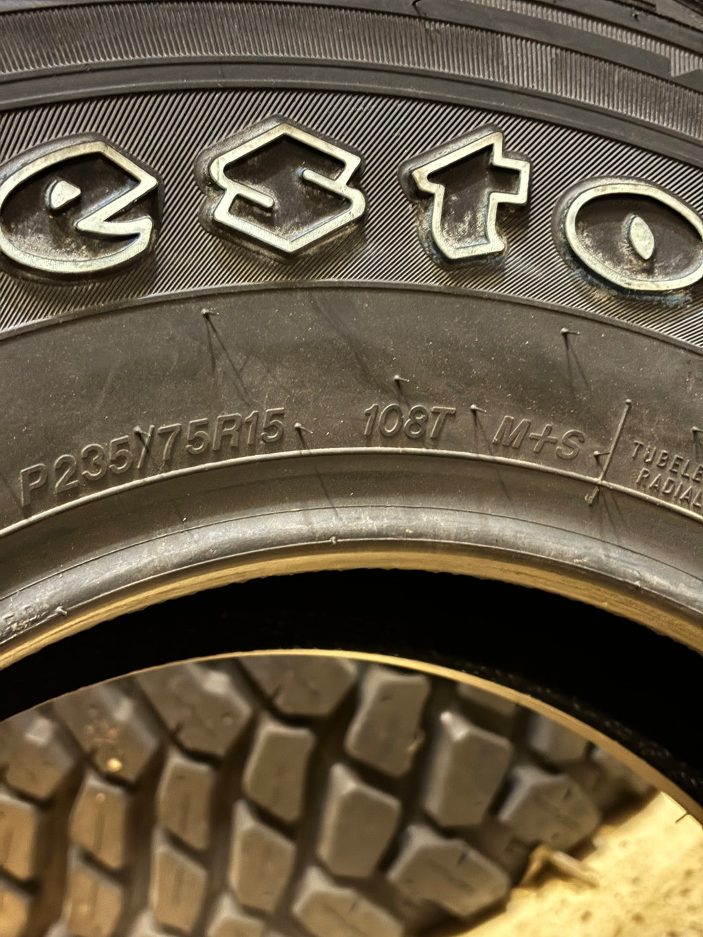 NOS FIRESTONE DESTINATION LE2 WL P 235 75 15 108T XL ALL SEASON TIRE 097623