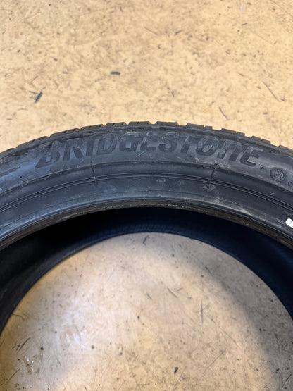 BRIDGESTONE BLIZZAK LM005 BSW P 245 40 19 98V XL WINTER TIRE 007900