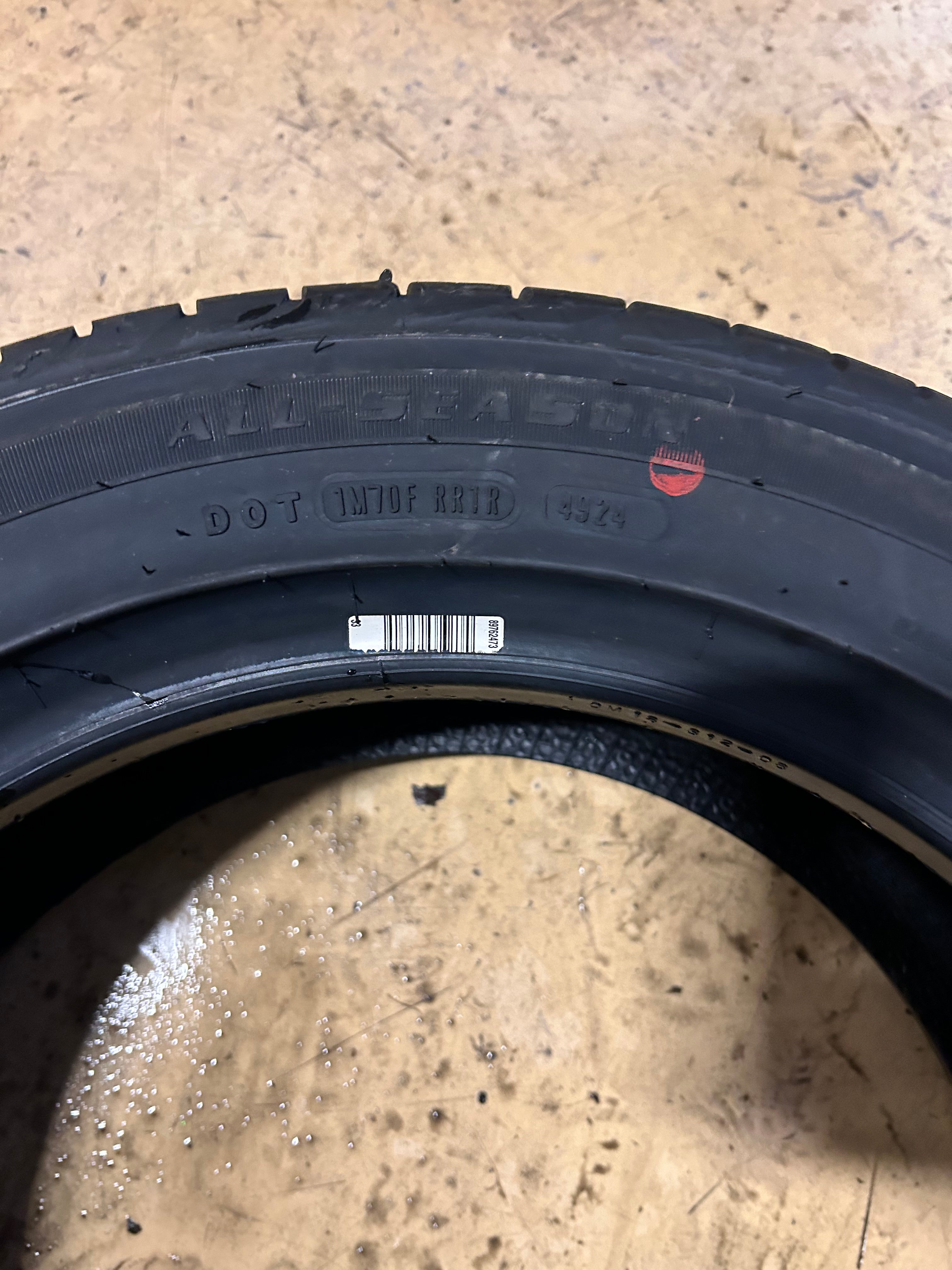 GOODYEAR EAGLE SPORT ALL SEASON BSW P 205 55 16 91V  TIRE 109907366