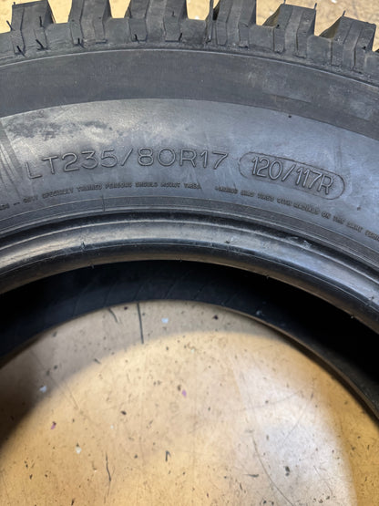 NOS RETREAD MICHELIN LTX M/S 2 BSW LT 235 80 17 120/117R 10PLY ALL TERRAIN TIRE 02327