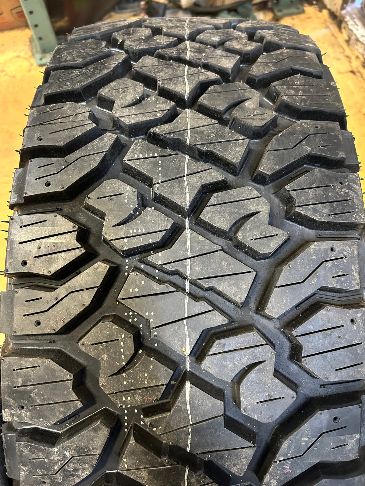 KENDA KLEVER R/T BSW LT 33 12.5 20 119R 12PLY RUGGED TIRE 601009