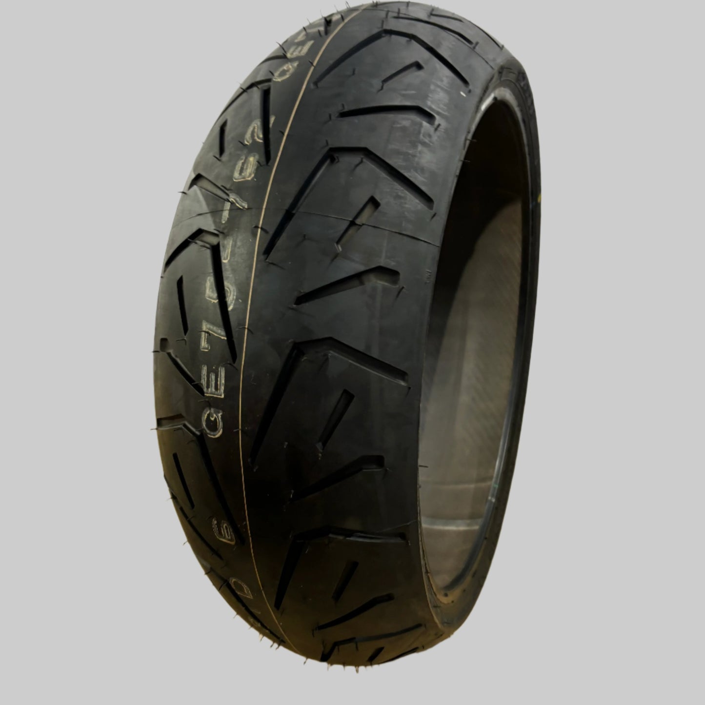 NOS BRIDGESTONE EXEDRA G852 BSW 210 40 18 73H REAR MOTORCYCLE TIRE 002228