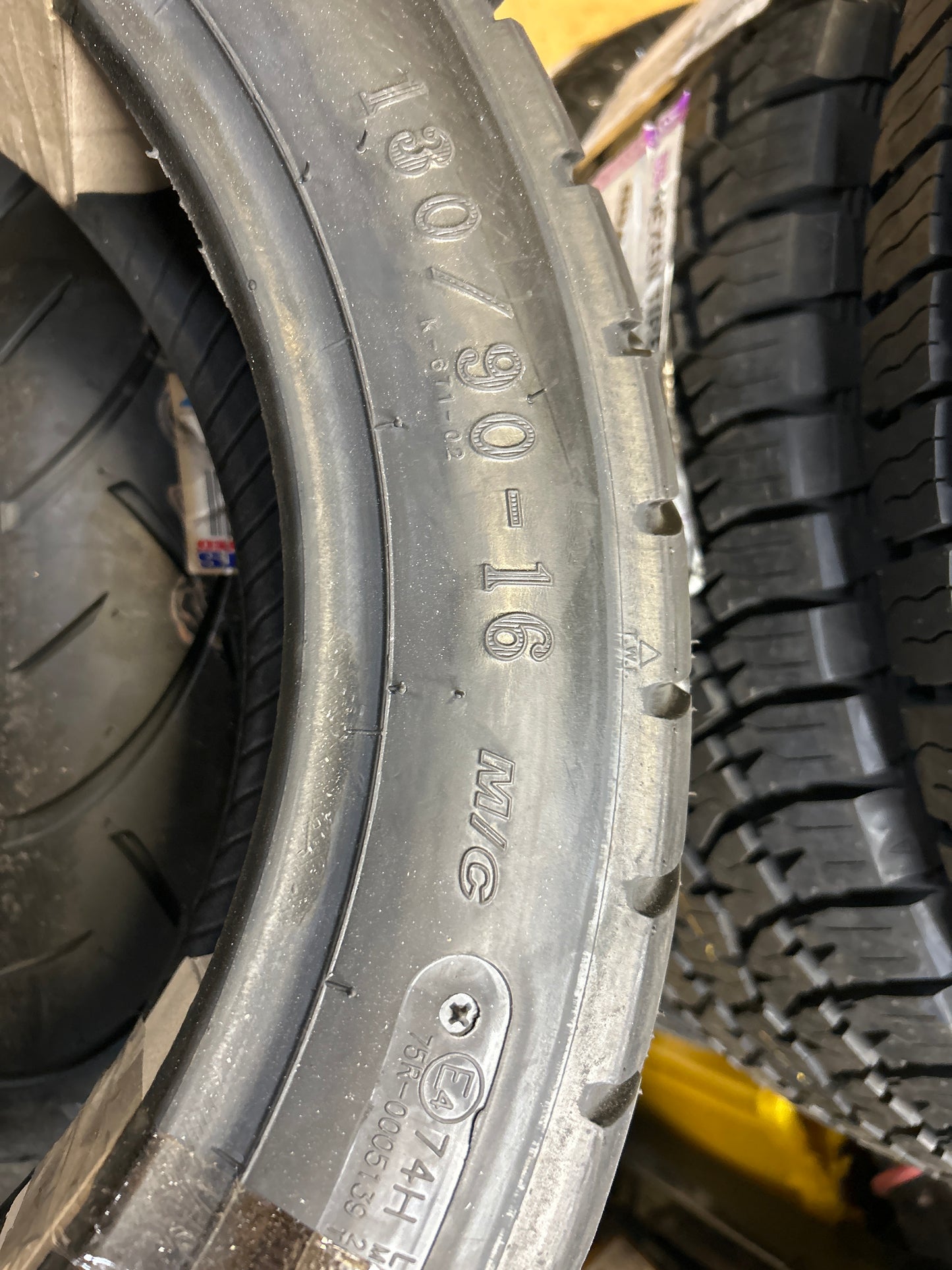 KENDA K671 CRUISER S/T BSW TL 130 90 16 74H REAR MOTORCYCLE TIRE 046711614C1