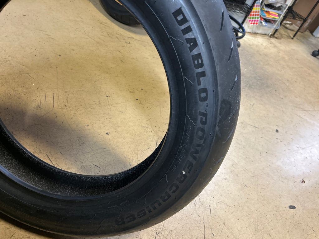 PIRELLI DIABLO POWERCRUISER BSW 130 90 16 73H FRONT TIRE 4586900