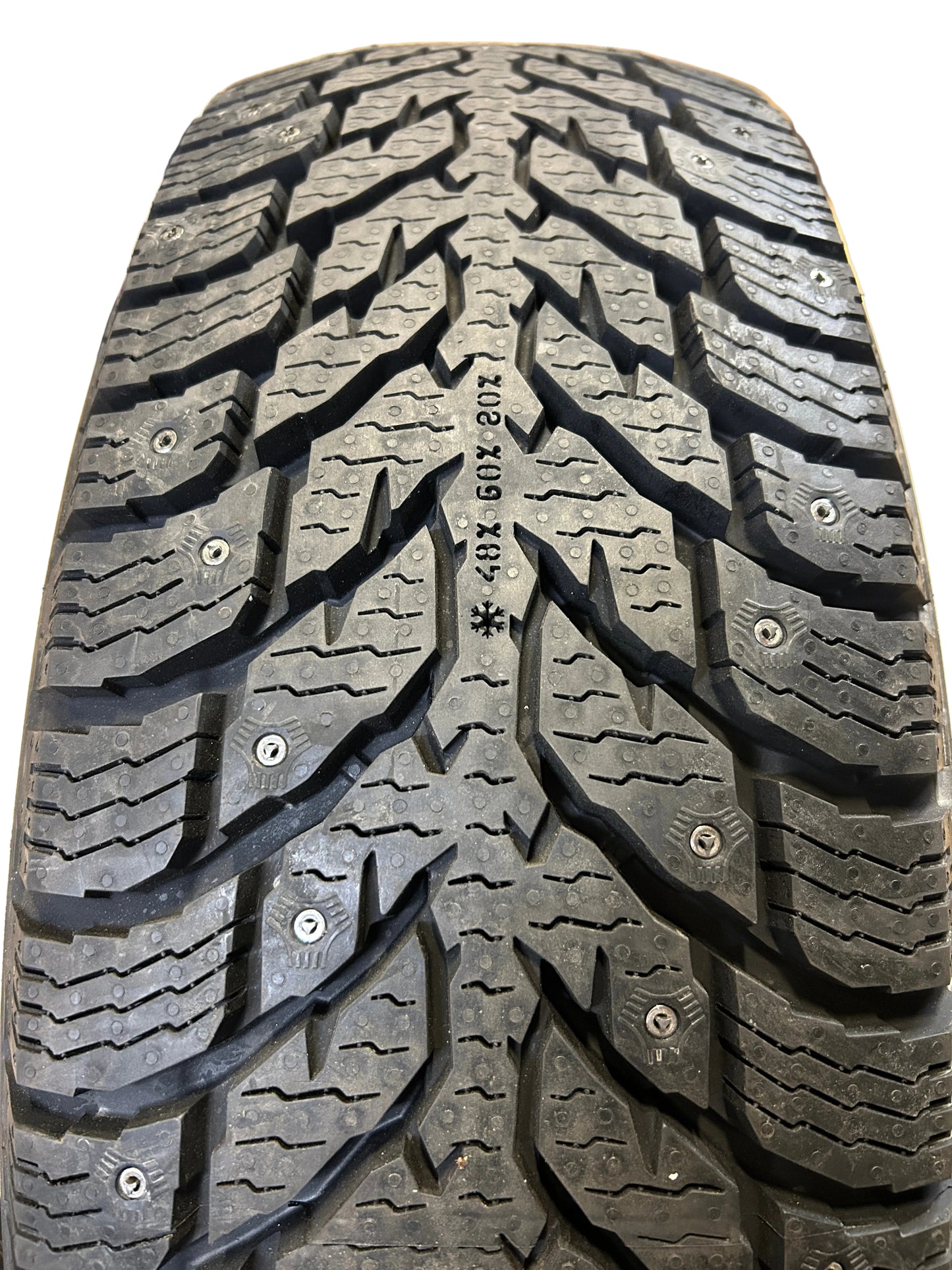 NOKIAN HAKKAPELIITTA LT3 STUDDED LT 245 75 16 120/116Q 10PLY WINTER TIRE TS32395