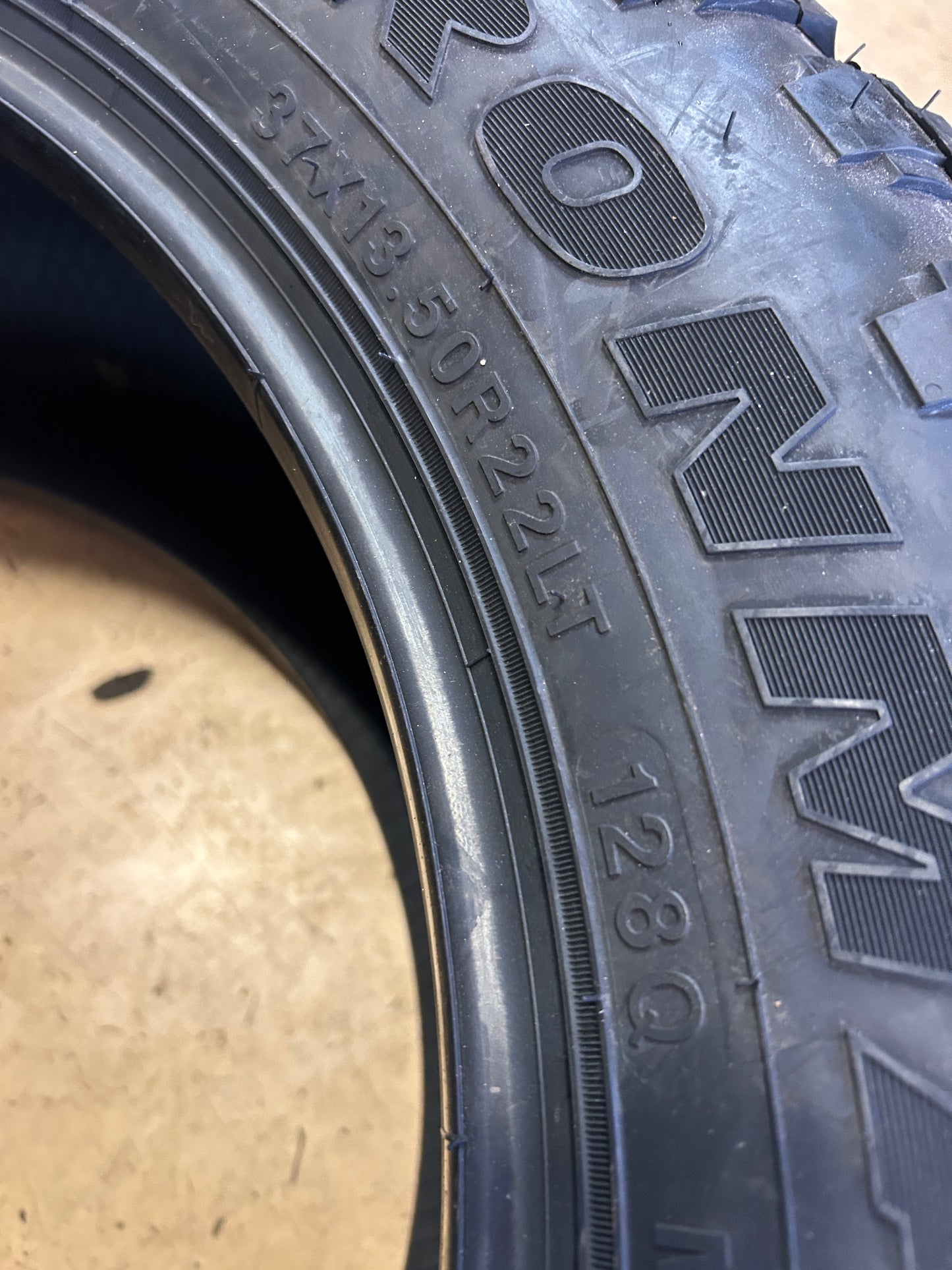 IRONMAN ALL COUNTRY M/T BSW LT 37 13.5 22 128Q 12PLY MUD TIRE 98373