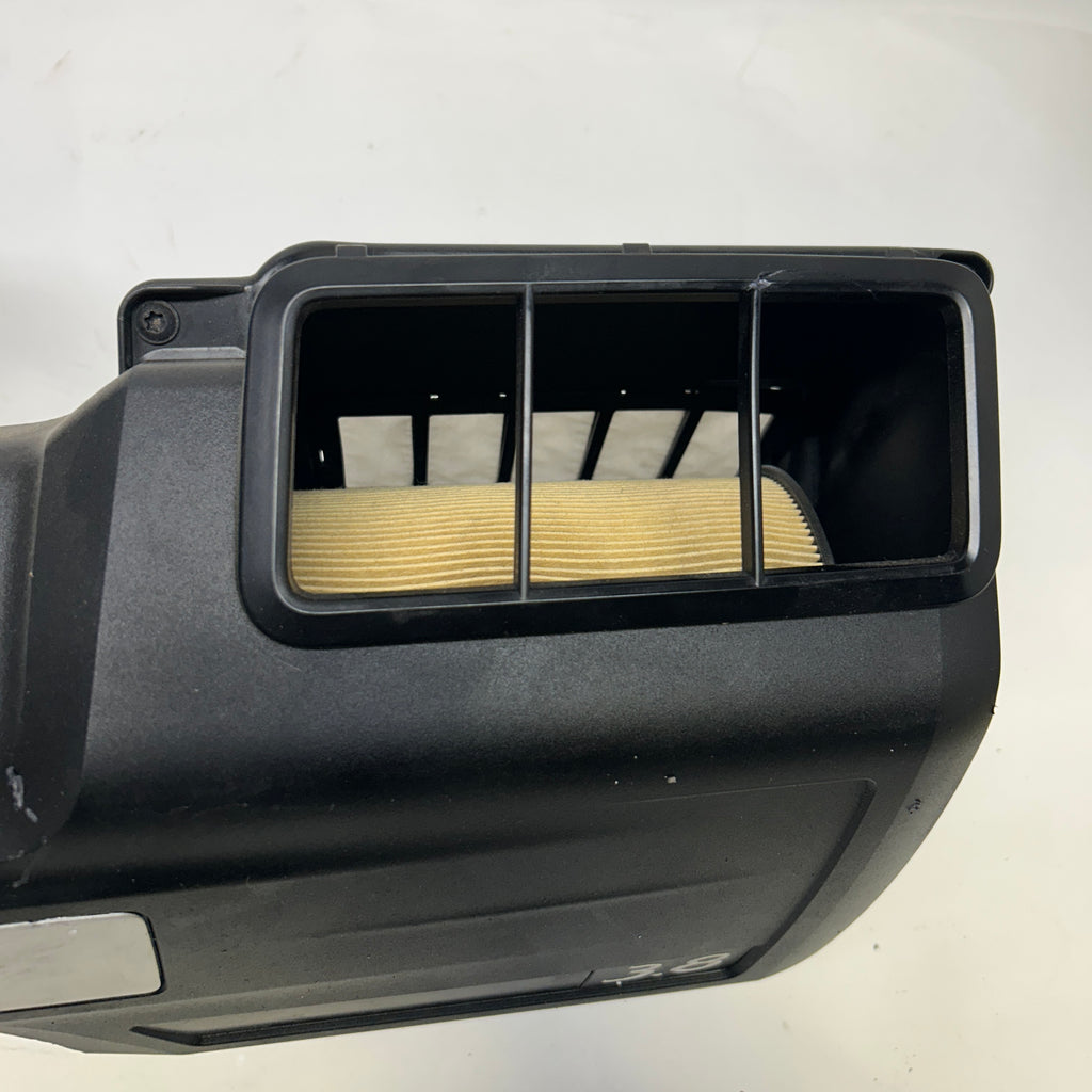 PORSCHE AIR FILTER AND HOUSING ASSEMBLY SLIGHT DAMAGE SHOWN  99711002231
