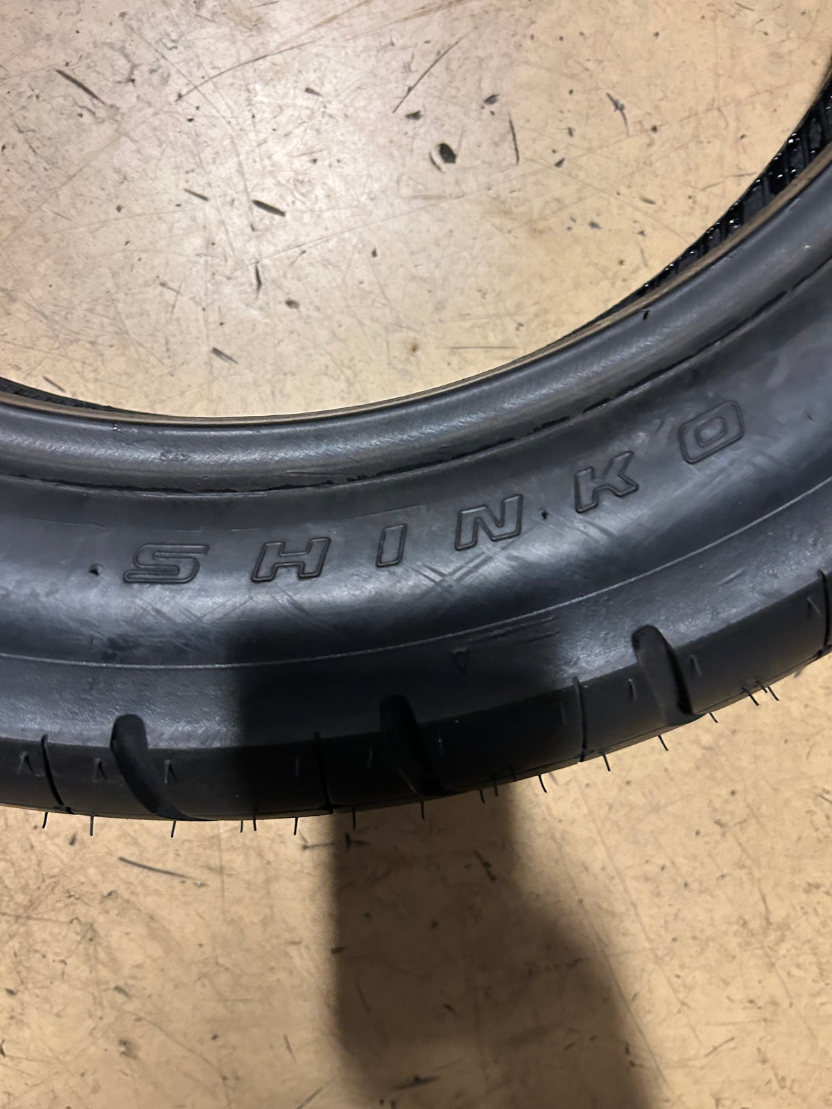 SHINKO R230 TOUR MASTER BSW 130 90 17 74V REAR MOTORCYCLE TIRE 874173