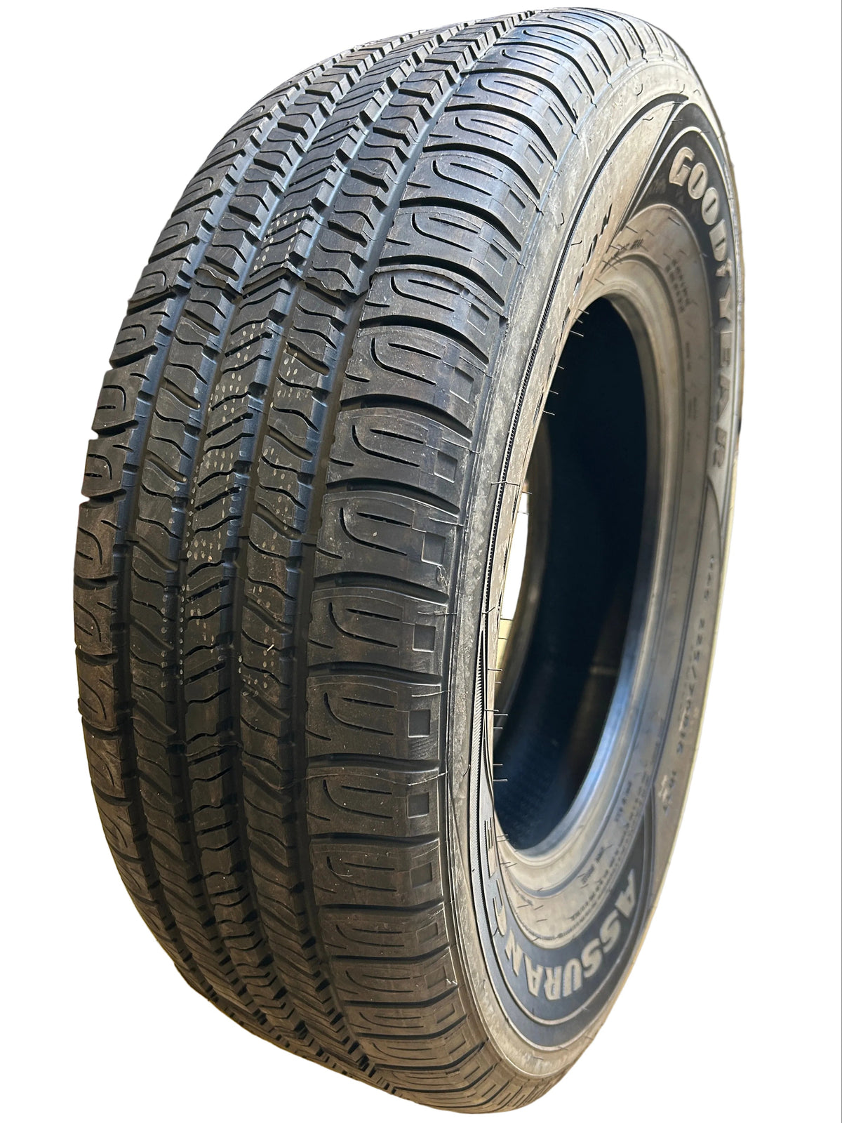 NOS GOODYEAR ASSURANCE ALL-SEASON BSW P 225 70 16 103T SL ALL SEASON TIRE 407378374