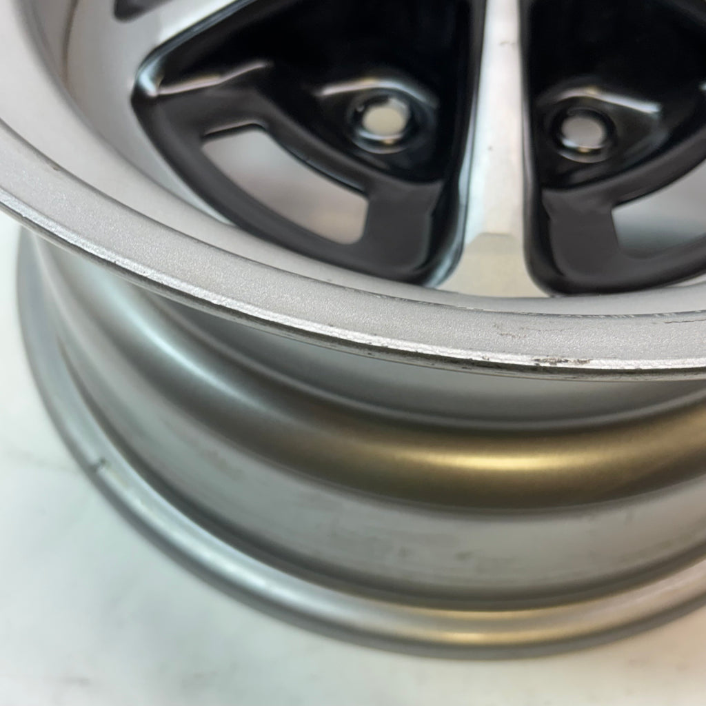 WHEEL VINTIQUES 50 SERIES SS396 SILVER WITH BLACK PAINTED SLOT WHEELS 15X8 5X4.75