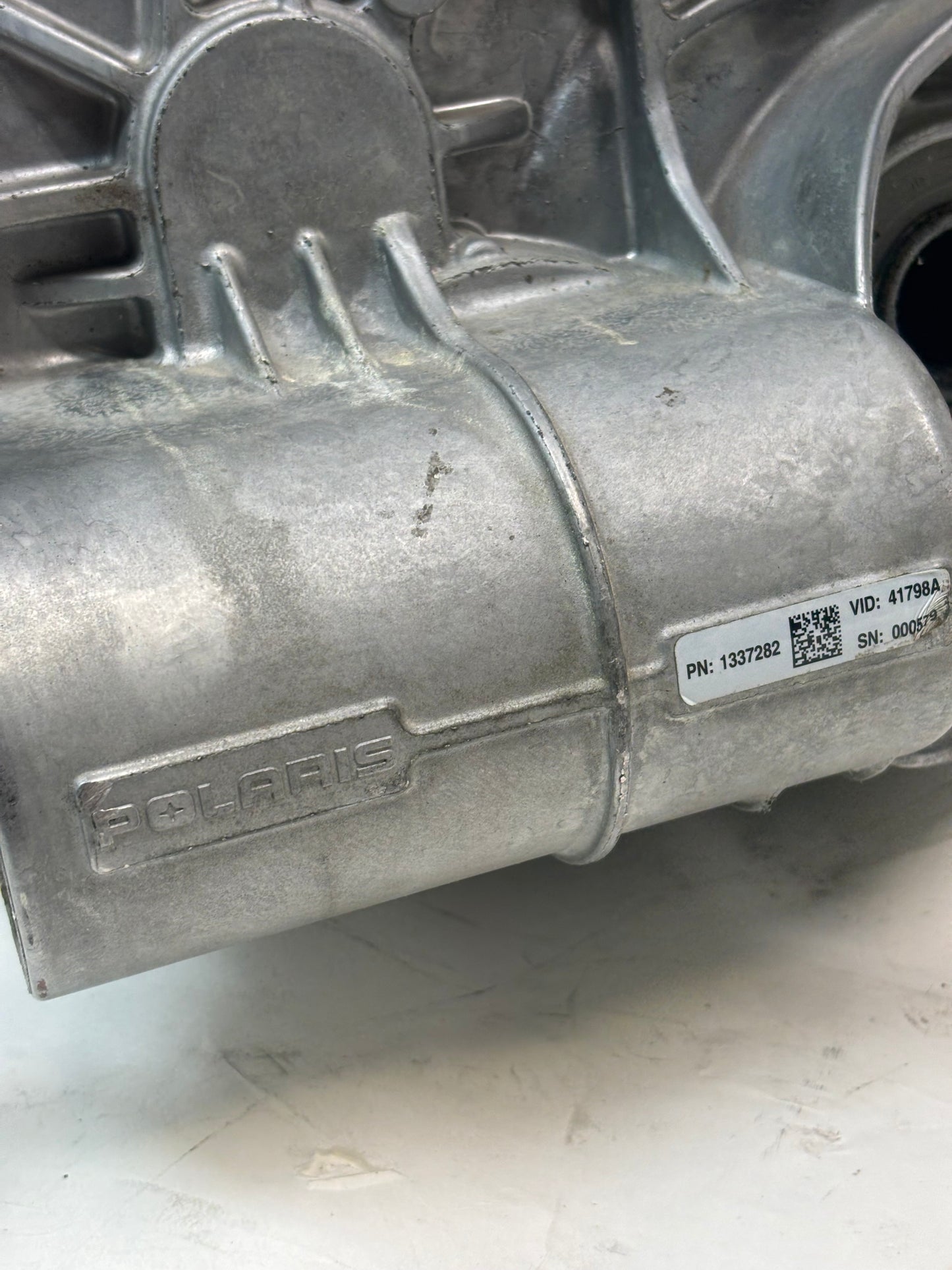 USED OEM POLARIS ASM CEAR CASE REAR DIFFERENTIAL 1337282
