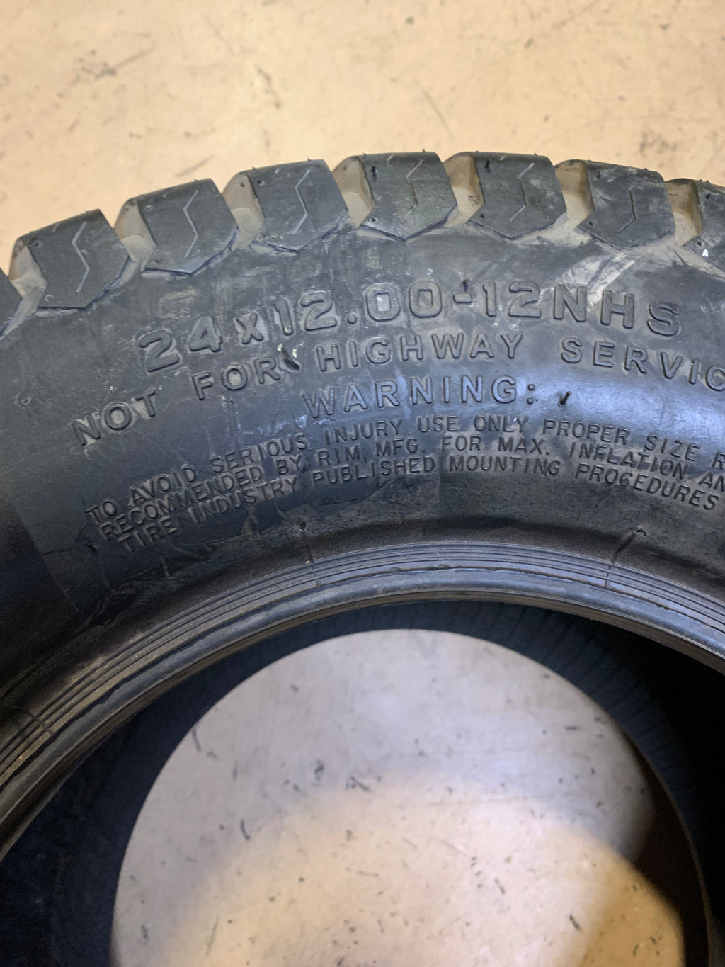 NOS OTR GRASS MASTER (SELF SEALING)  BSW  24 12 12 4PLY LAWN  TIRE T80424120012