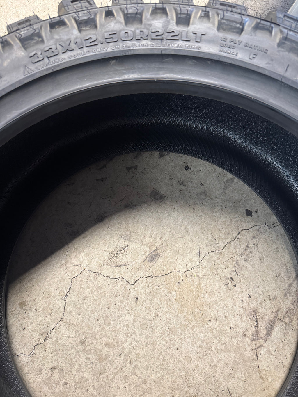 MUD CLAW COMP MTX BSW LT 33 12.5 22 114Q 12PLY MUD TERRAIN TIRE MTX04