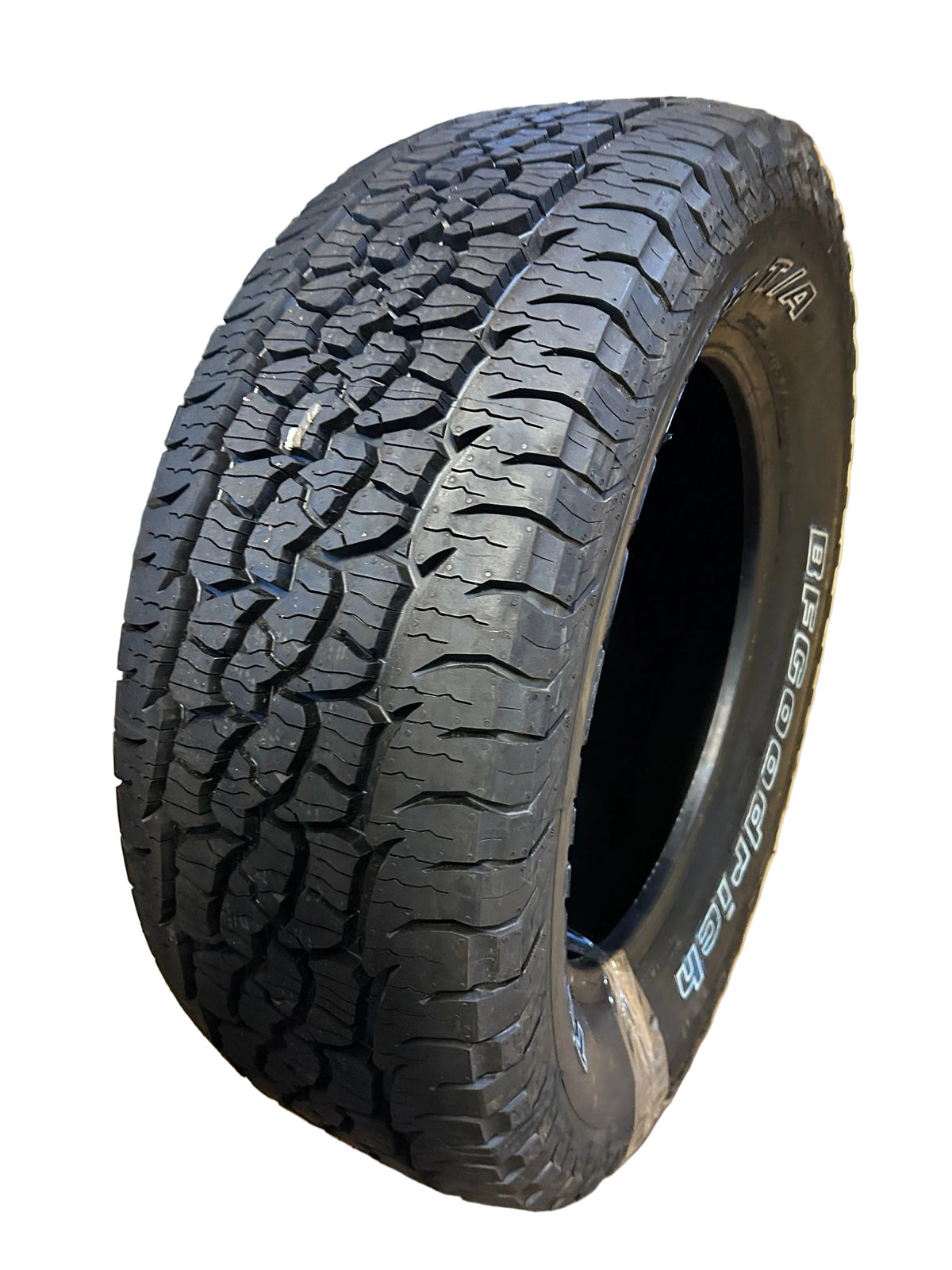 BFGOODRICH TRAIL-TERRAIN T/A PLUS OWL P 265 60 18 110T  ALL TERRAIN TIRE 48742
