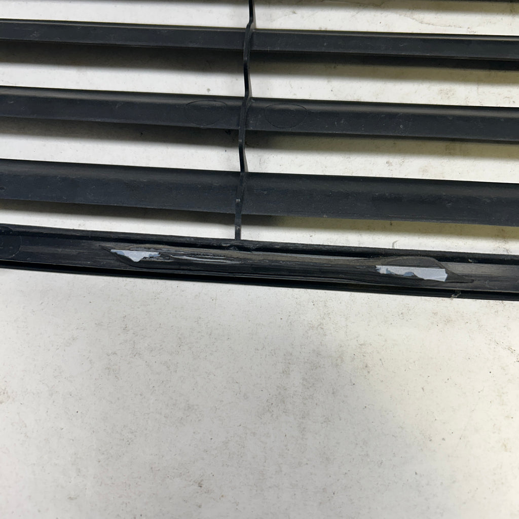 PORSCHE GRILL WALL FOR SPOILER  9935125870001C