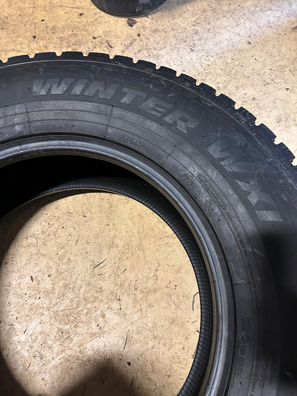 NOS ARCTIC CLAW WINTER WXI BSW LT 265 70 18 124/121Q 10PLY WINTER TIRE ARC30