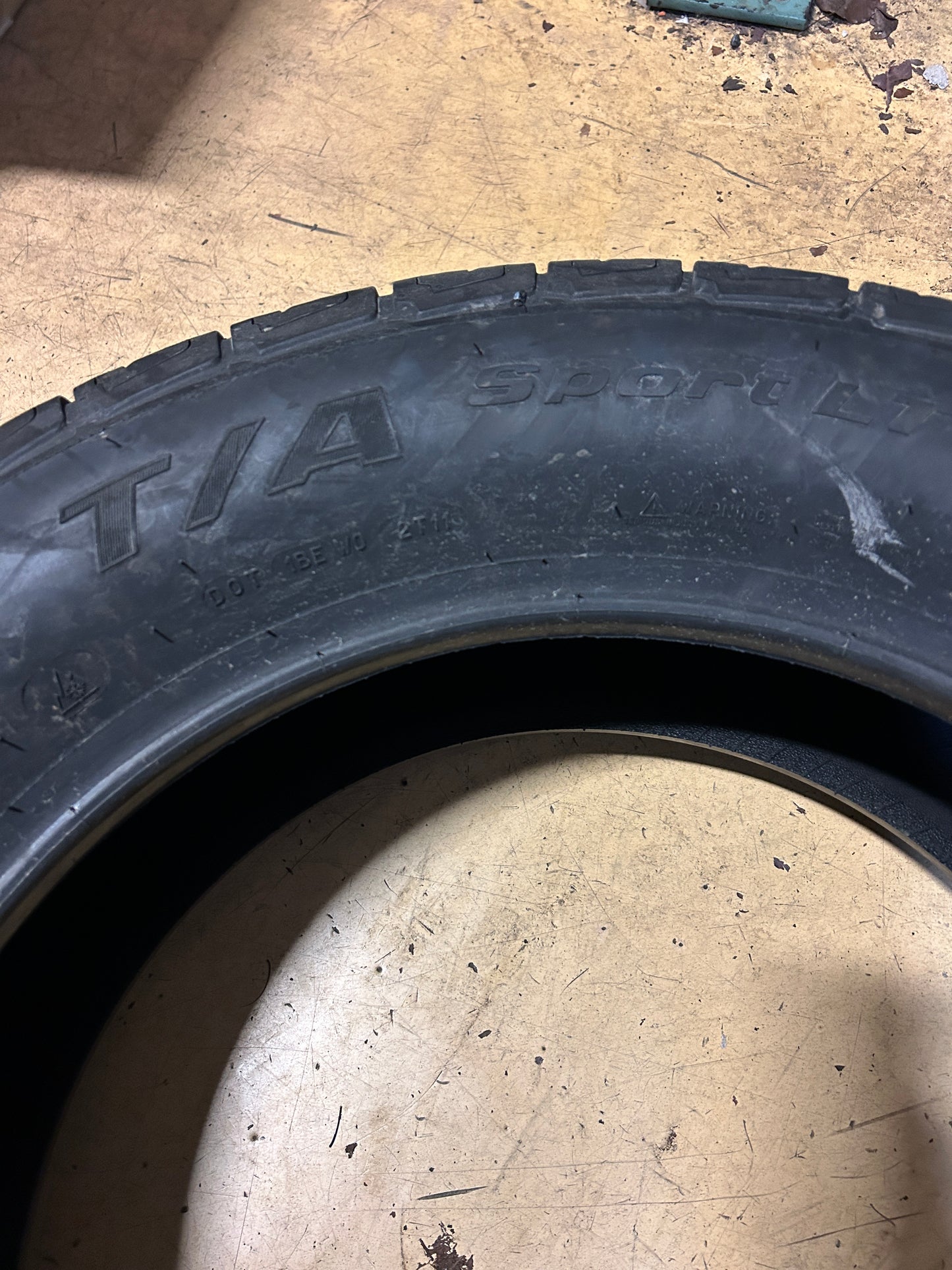 BFGOODRICH ADVANTAGE T/A SPORT LT BSW P 275 60 20 115T ALL SEASON TIRE 49661