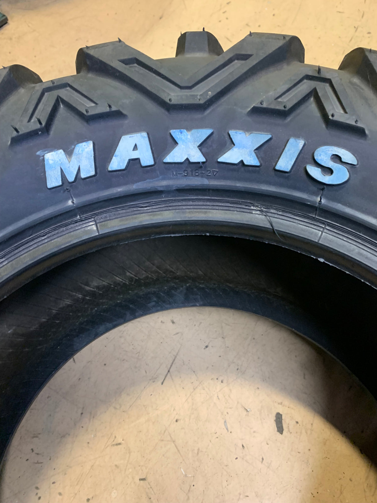 NOS MAXXIS BIGHORN RWL AT  26 11 14  ATV/UTV TIRE TM00230100