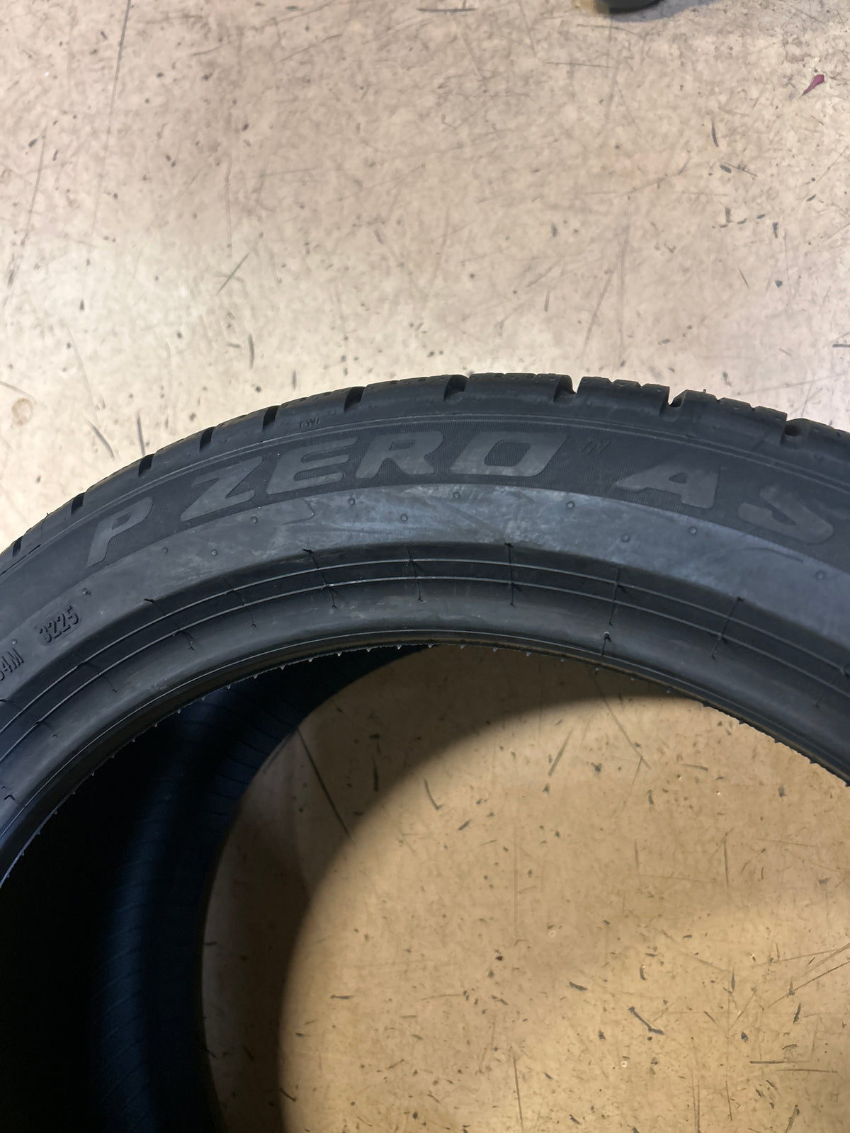 PIRELLI P ZERO AS PLUS 3 BSW P 245 50 17 91Y ALL SEASON TIRE 4083400