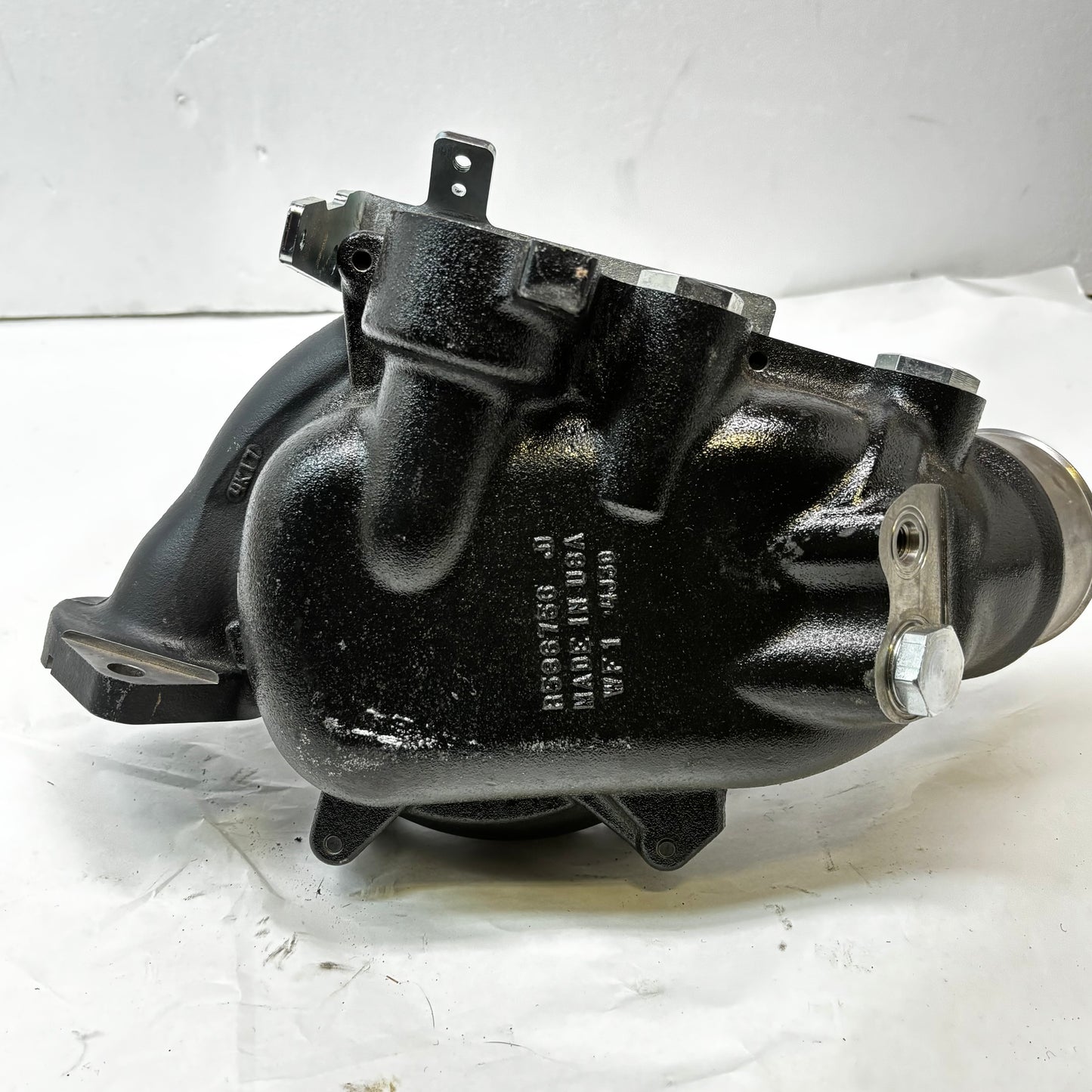 GENUINE JOHN DEERE WATER PUMP TRACTOR DOZER LOADER COMBINE DZ115195 R586756