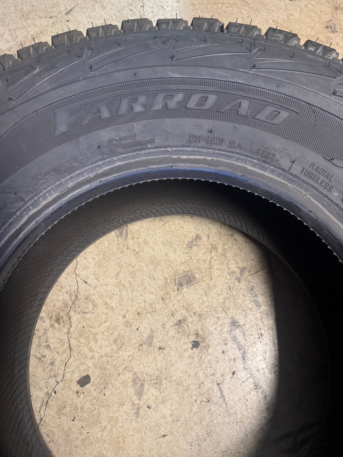 2 FARROAD FRD86 BSW LT 30 9.5 15 104Q 6PLY ALL TERRAIN TIRE NA1511595