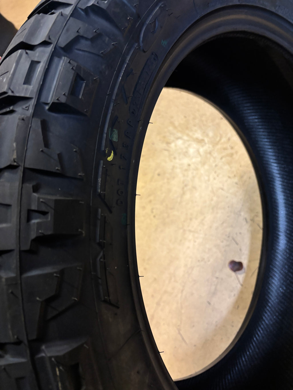 NITTO RIDGE GRAPPLER  BSW P 275 55 20 117T XL ALL TERRAIN TIRE 217670